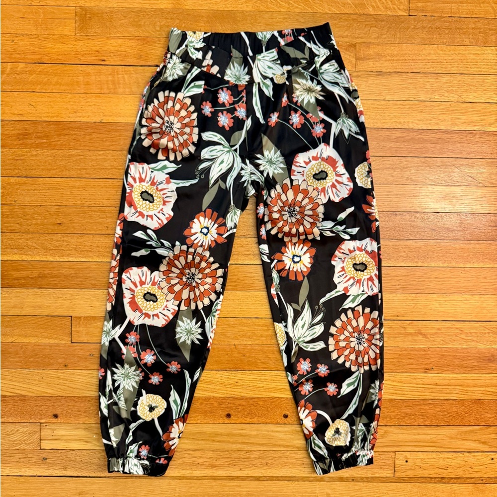 Echo Satin Floral Balloon Pant Joggers NWT - Black - Small